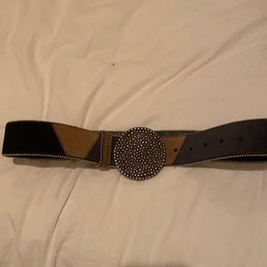 Small suede belt multi color and silver